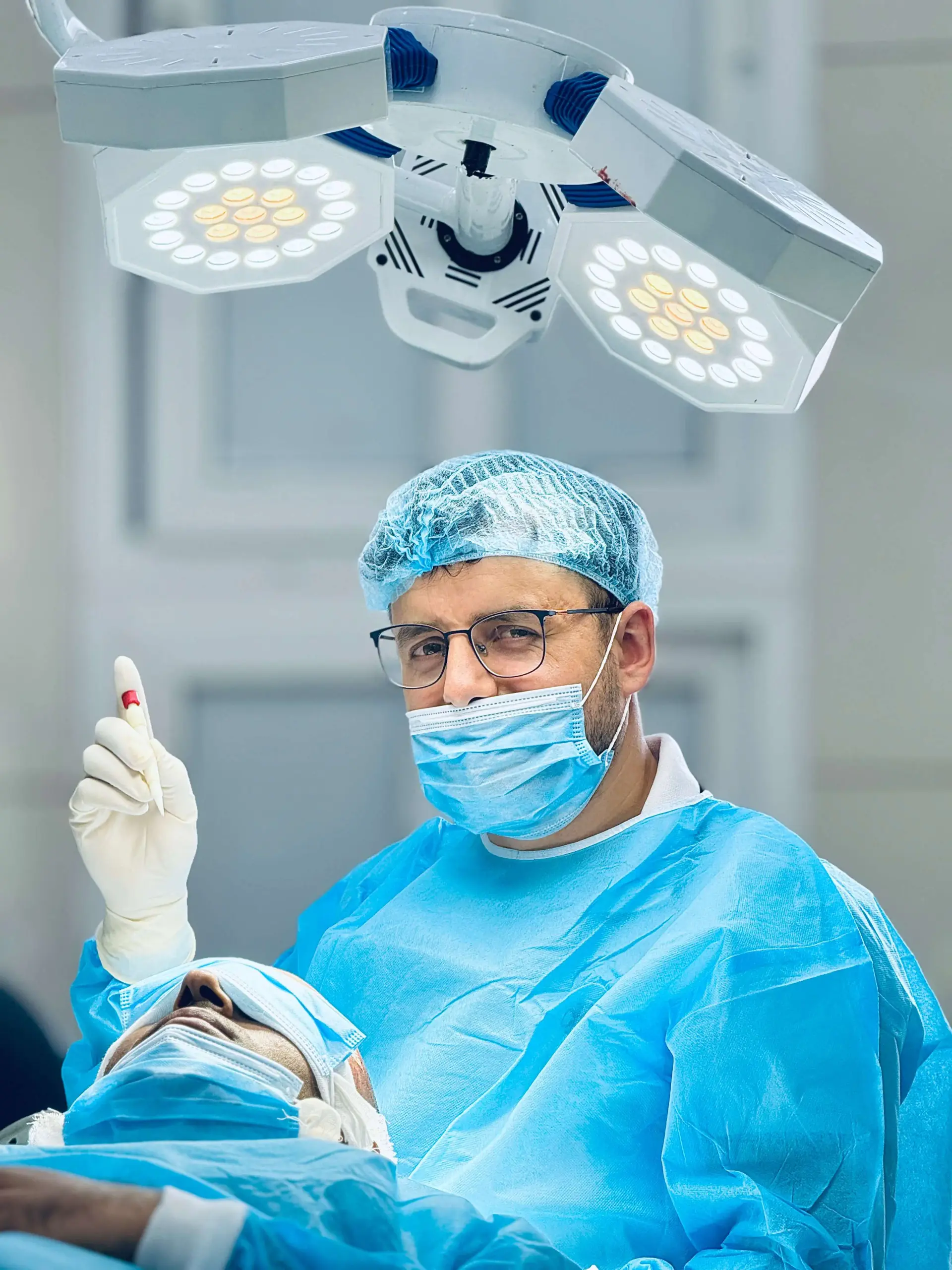 Minoxidils Role in Hair Restoration: A Comprehensive Guide to How it Works and What to Expect